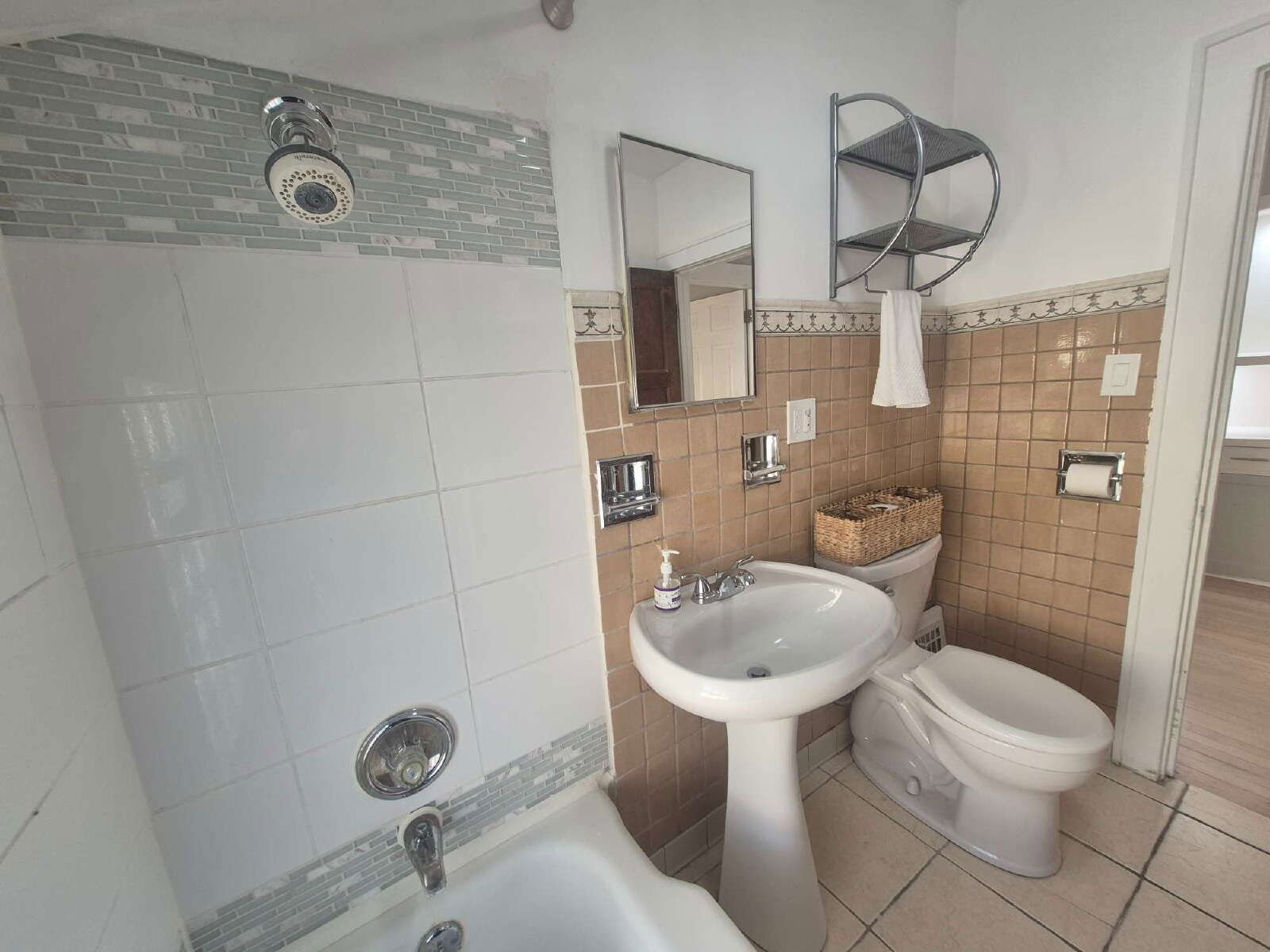 Gallery Image 9