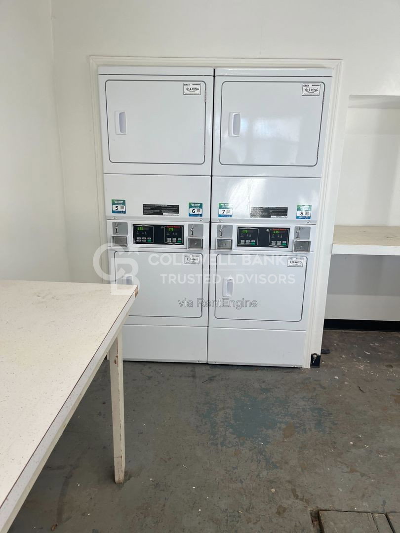 Gallery Image 13