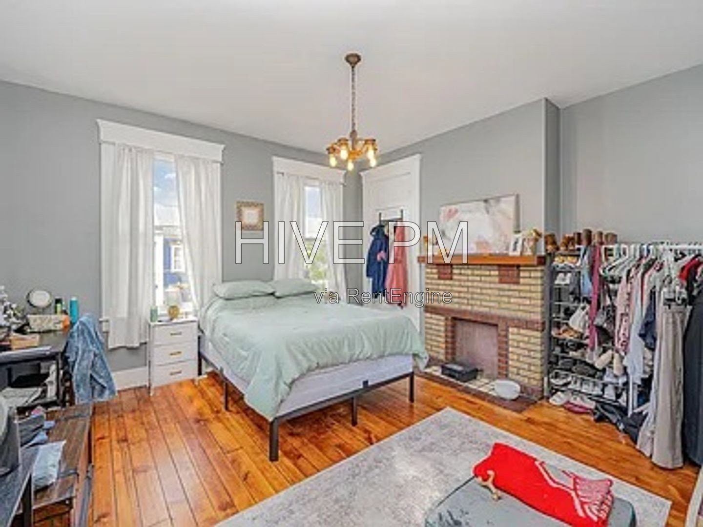 Gallery Image 13