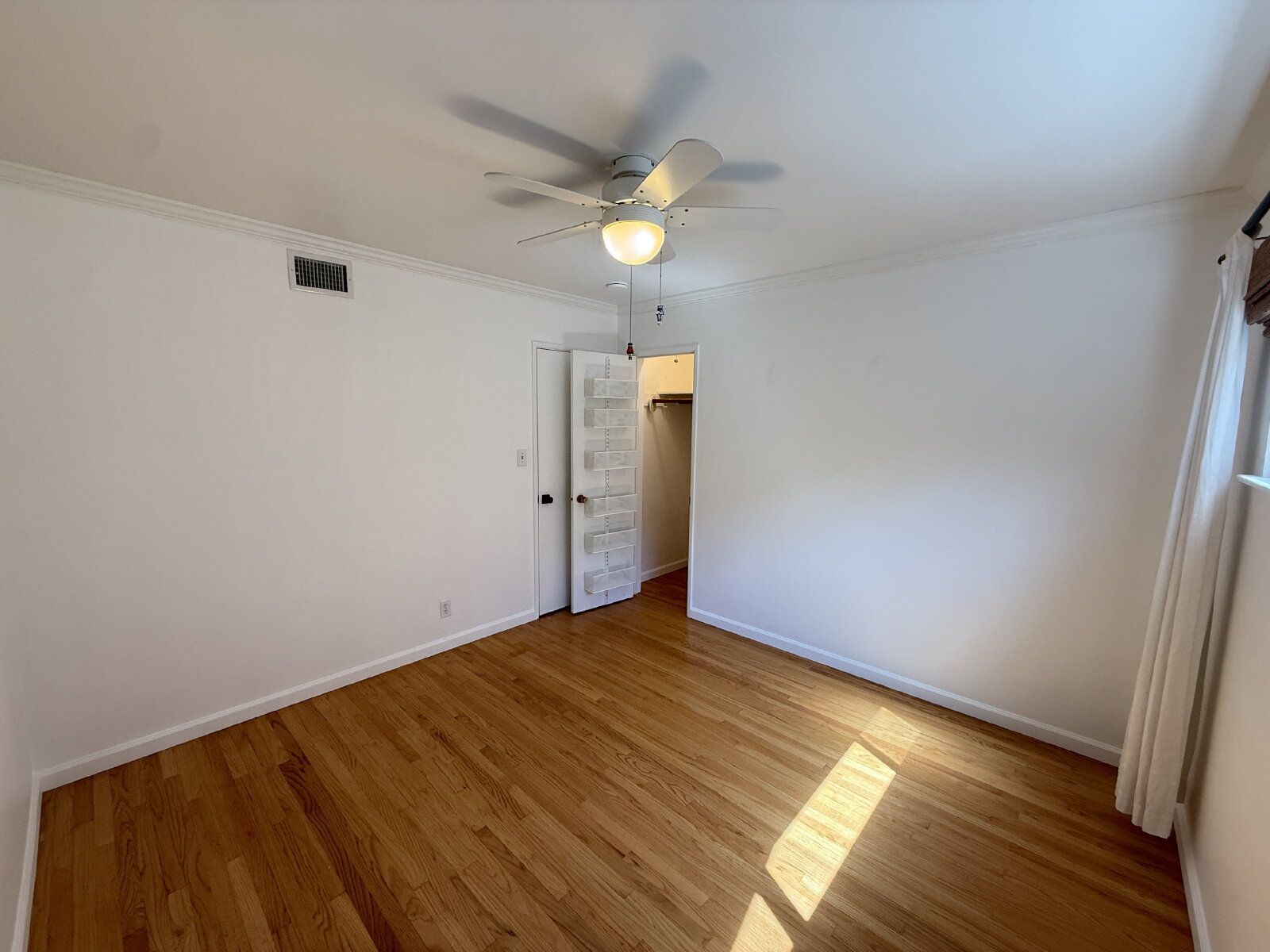 Gallery Image 18
