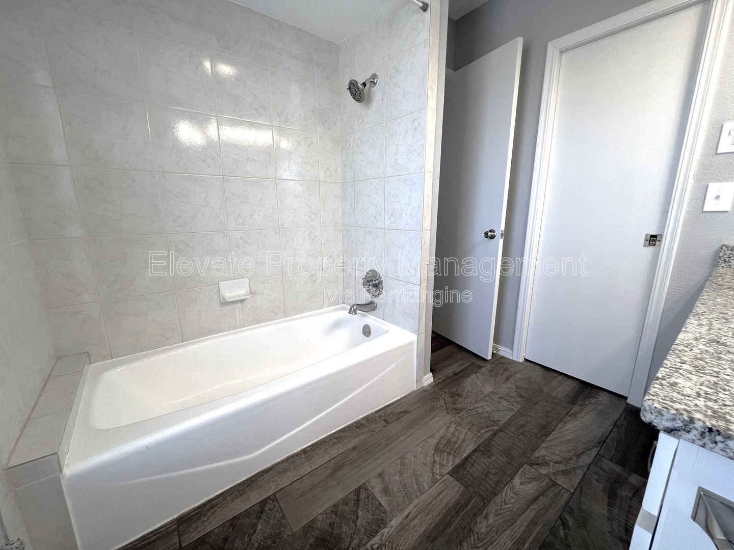 Gallery Image 14