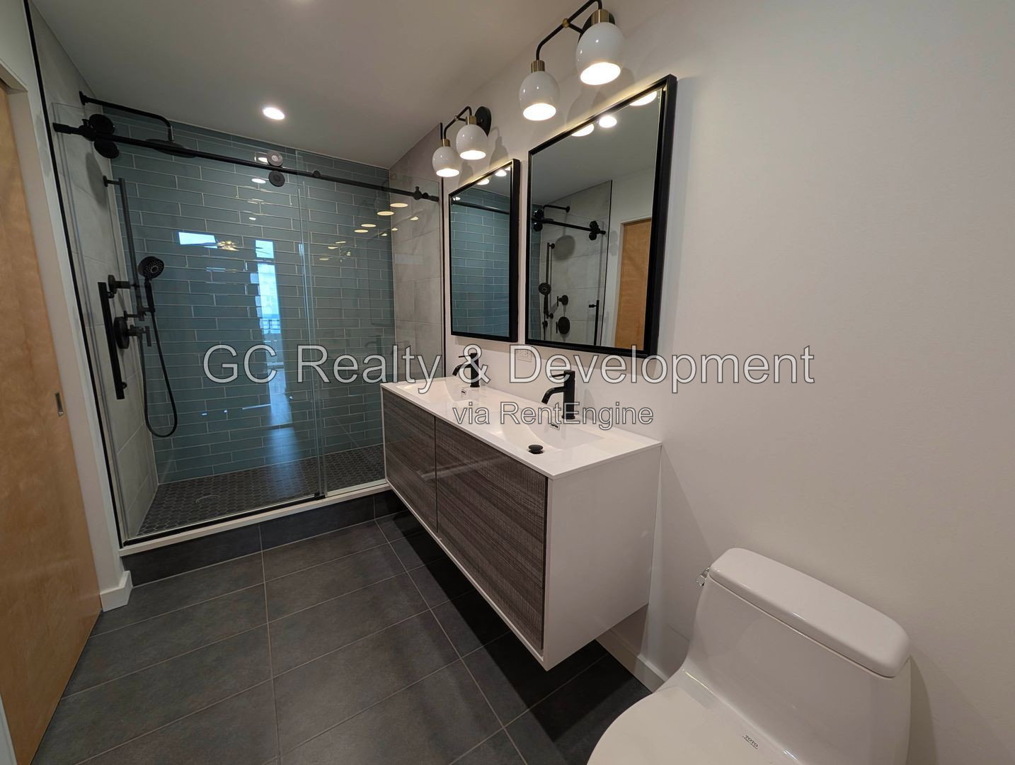 Gallery Image 18