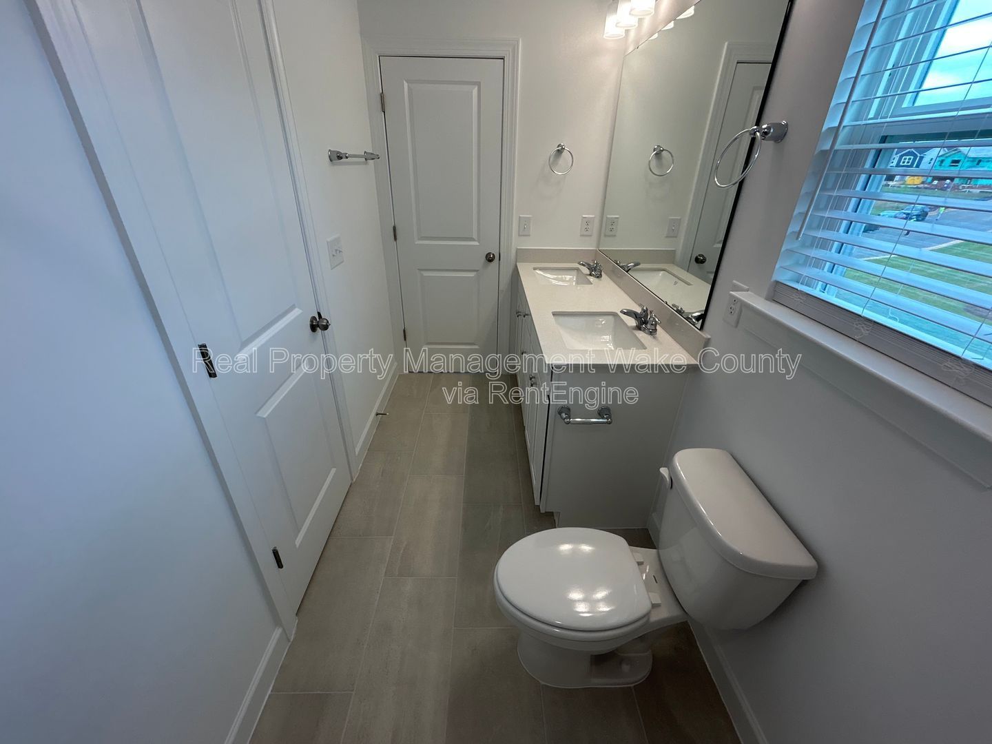 Gallery Image 37