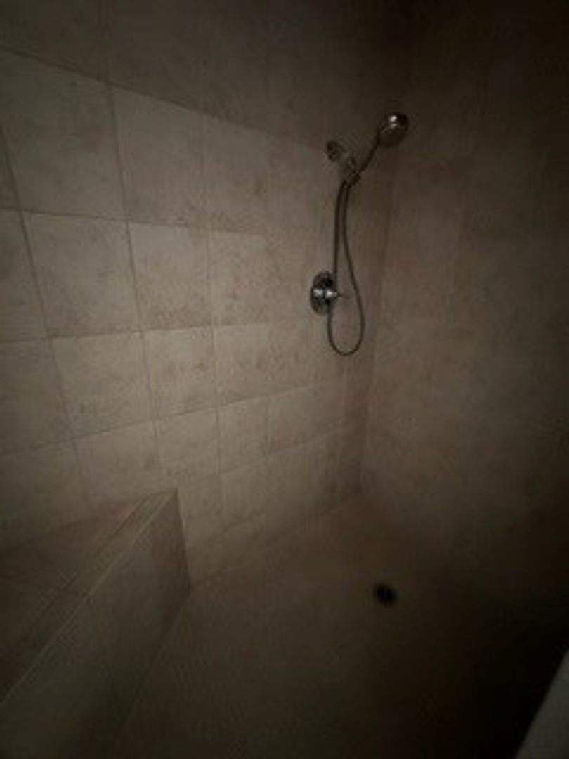 Gallery Image 37