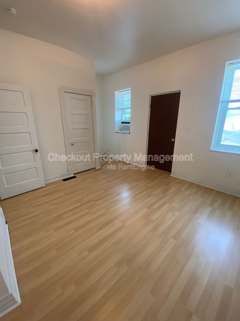 Gallery Image 8