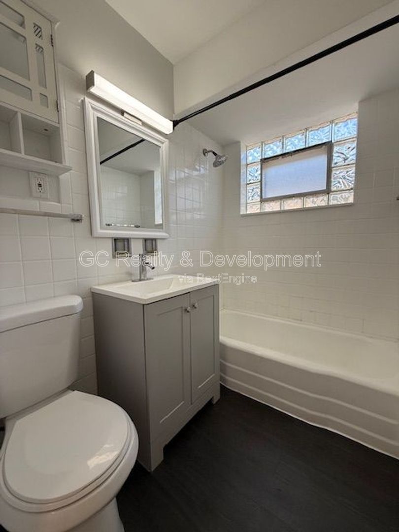 Gallery Image 15