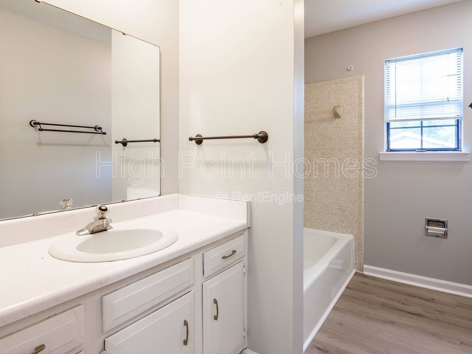 Gallery Image 15