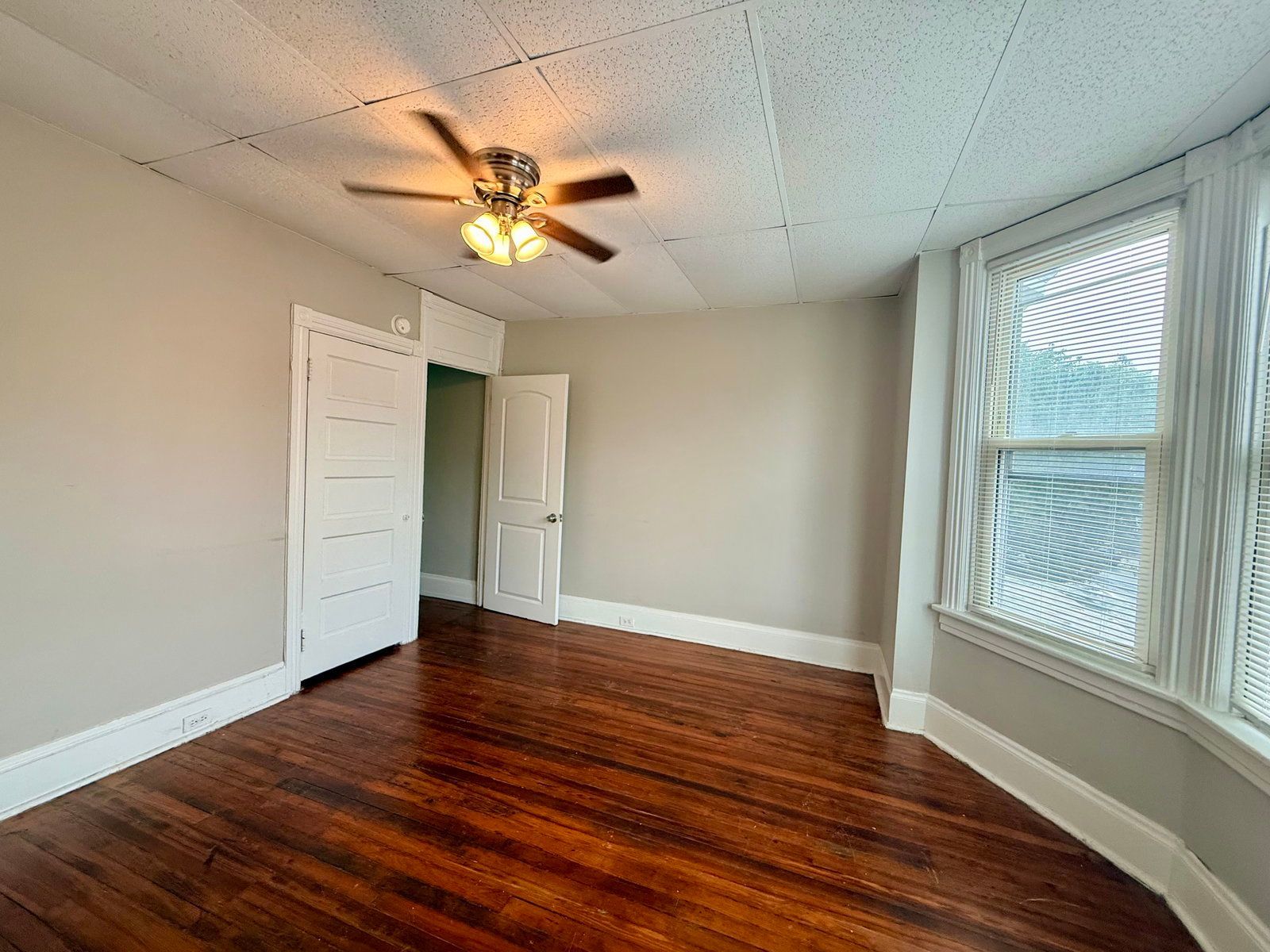 Gallery Image 15