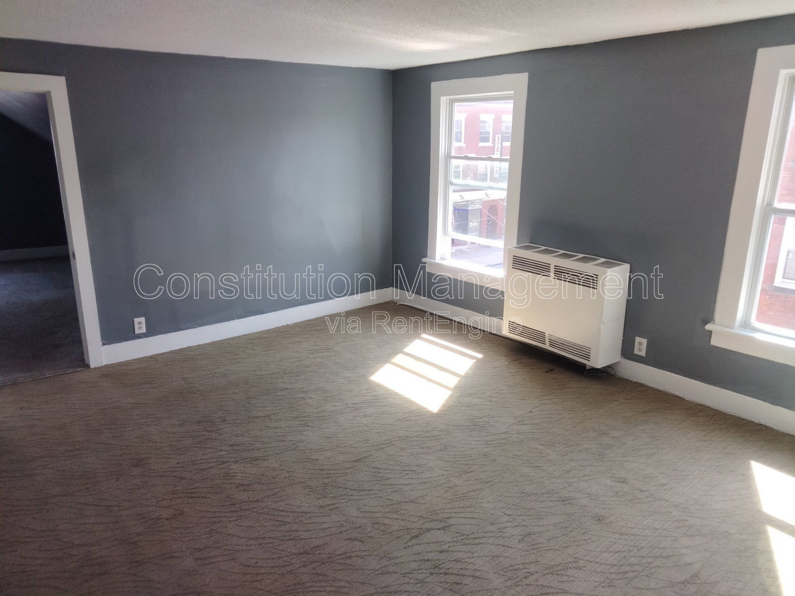 Gallery Image 0