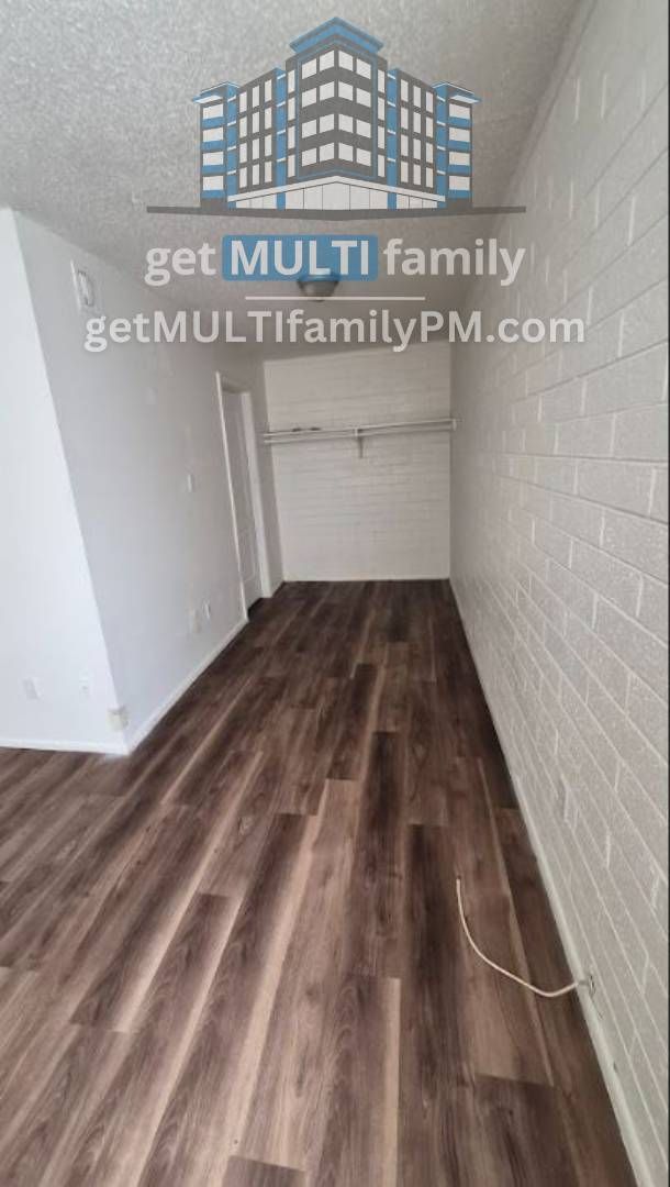 Gallery Image 16