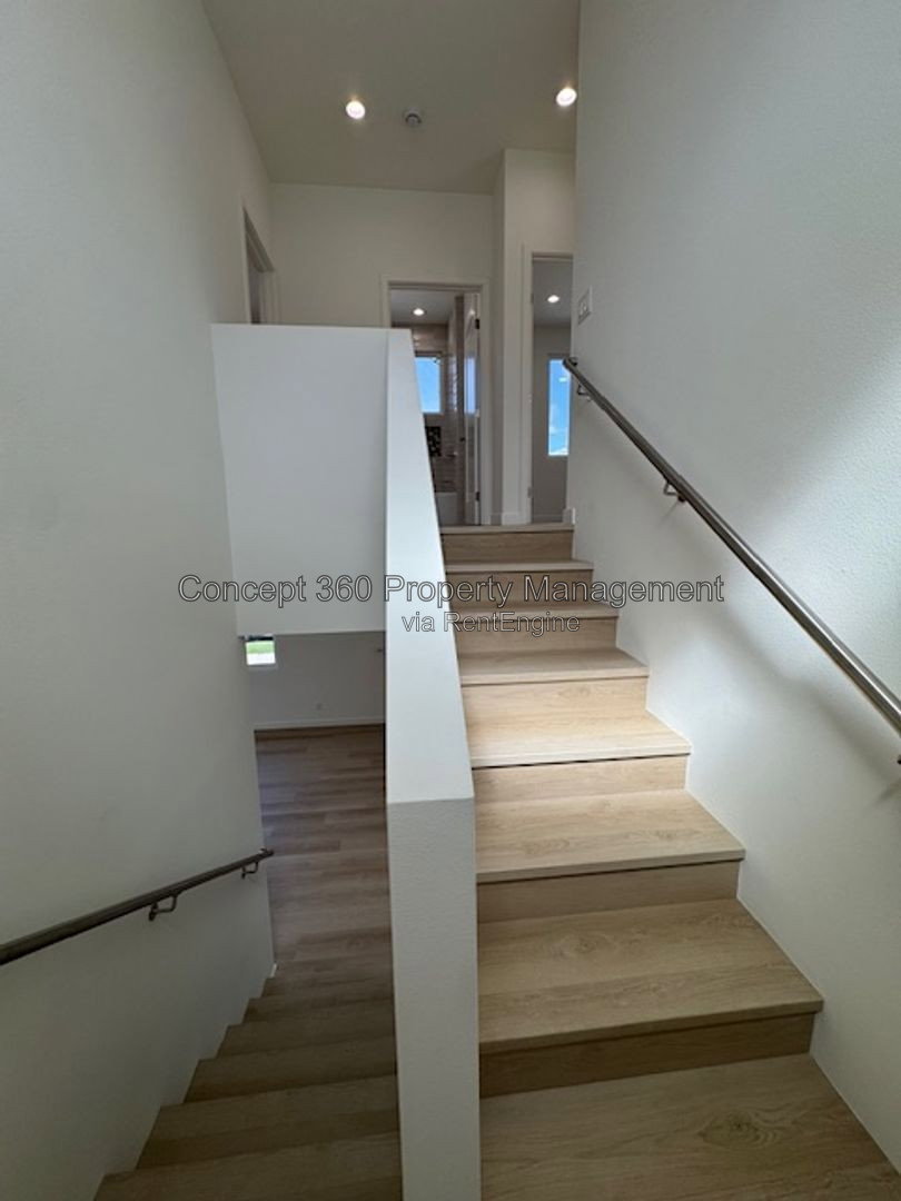 Gallery Image 34