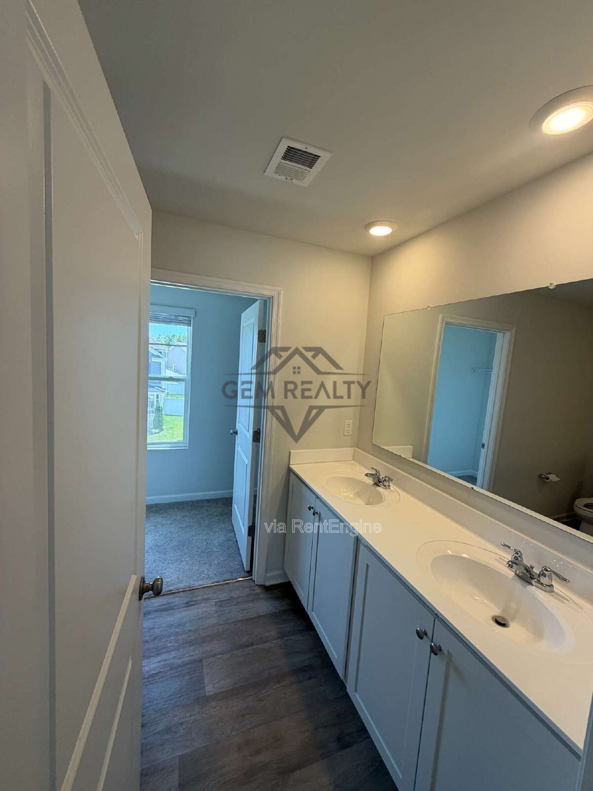 Gallery Image 42