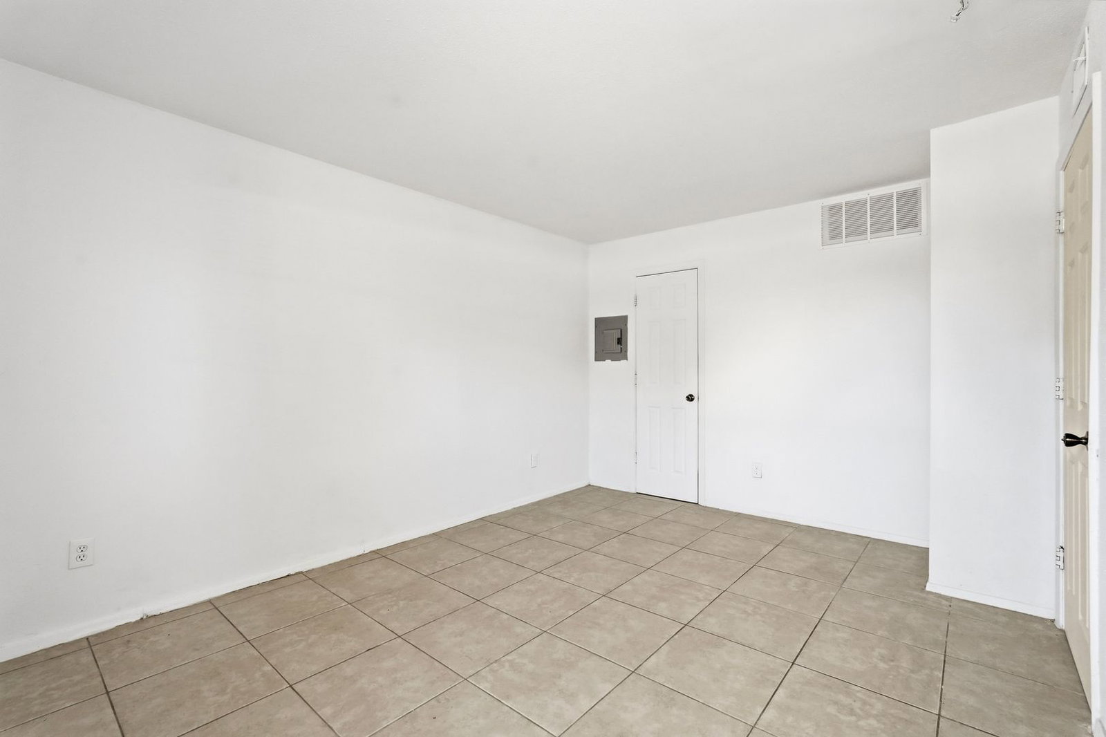 Gallery Image 19