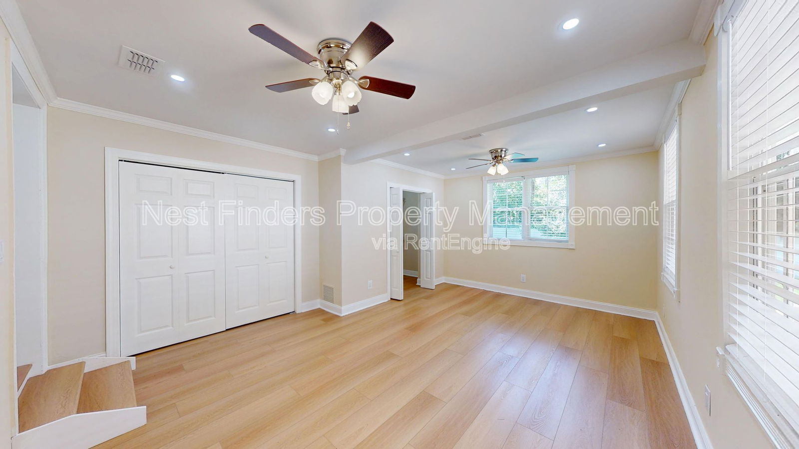 Gallery Image 17