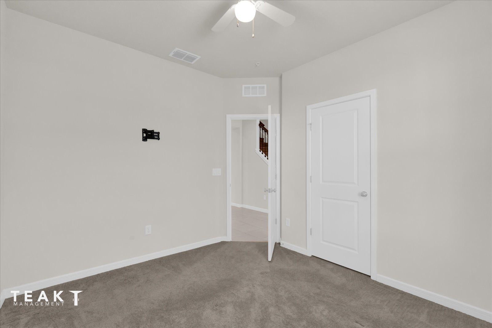 Gallery Image 19