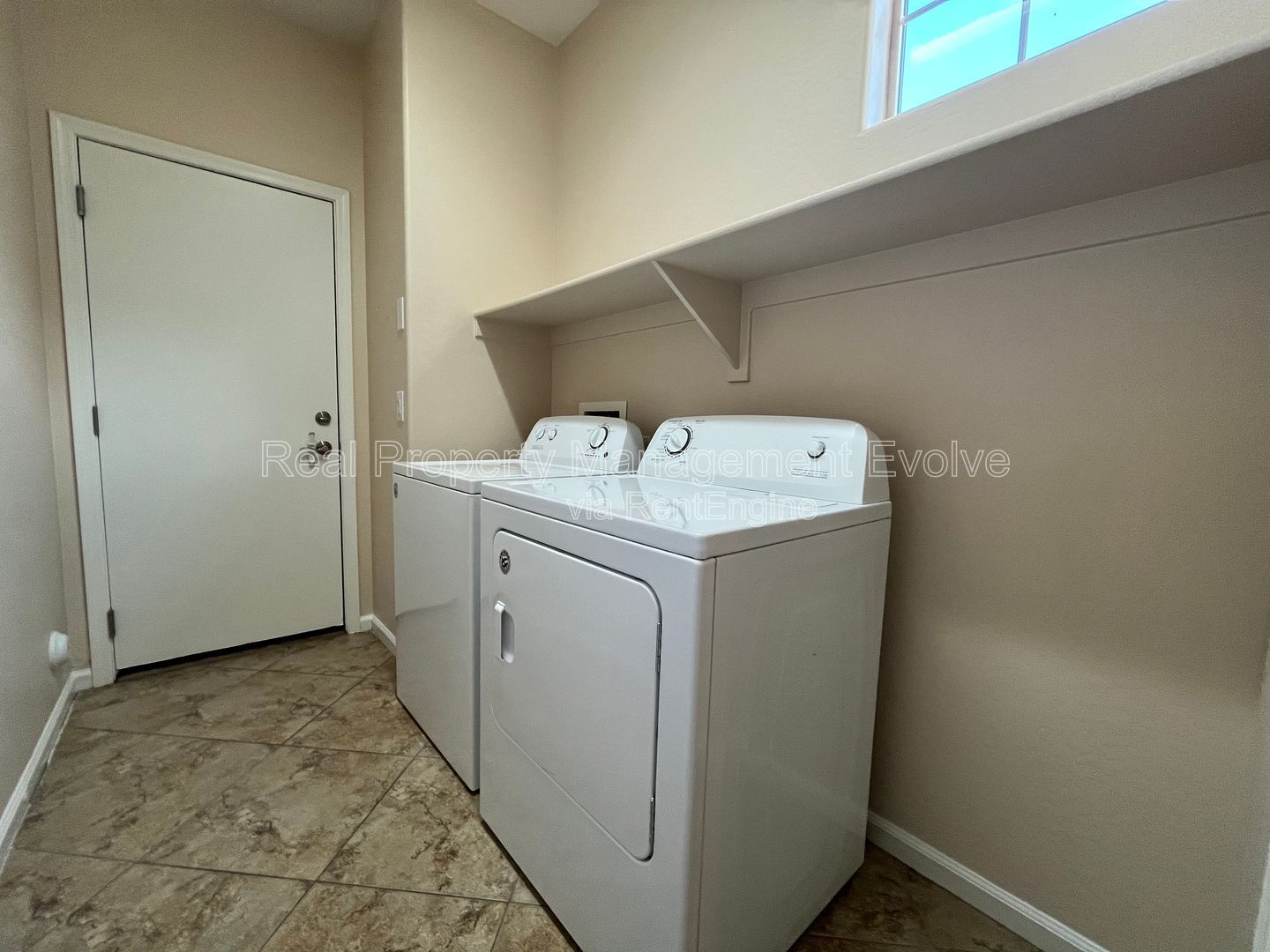 Gallery Image 31