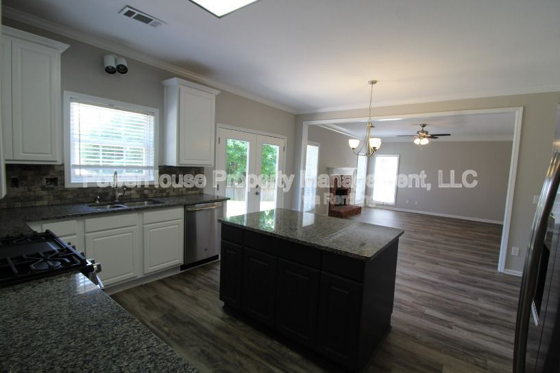 Gallery Image 31