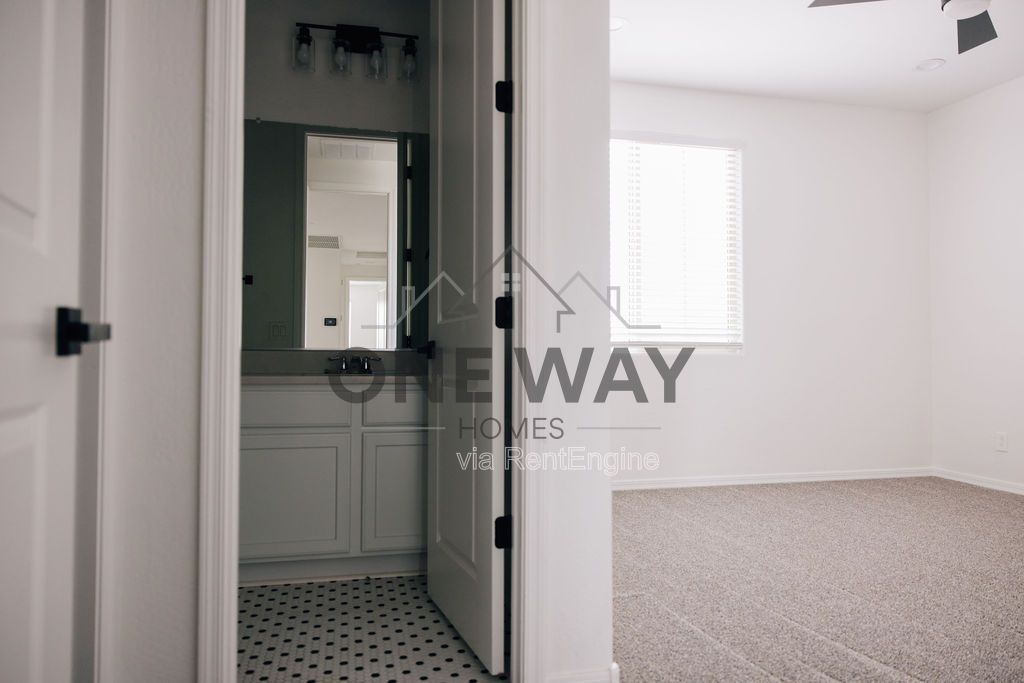 Gallery Image 36