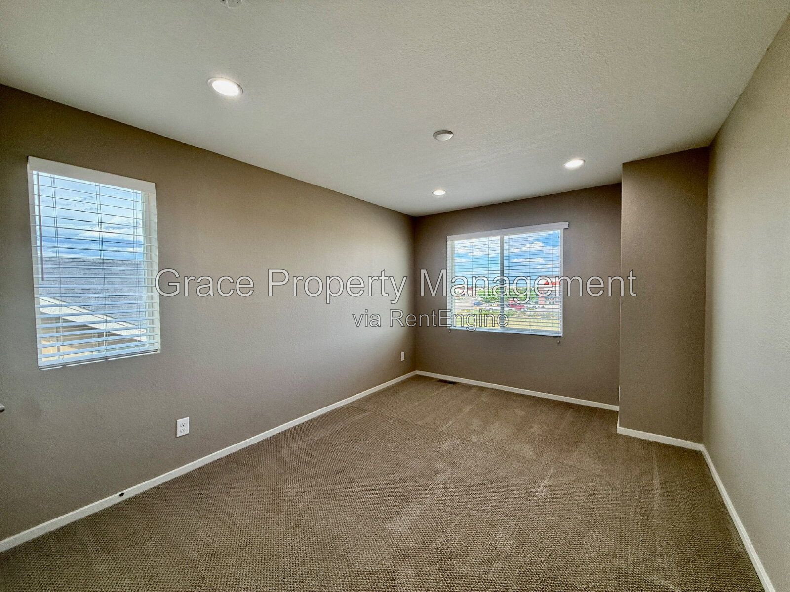 Gallery Image 19