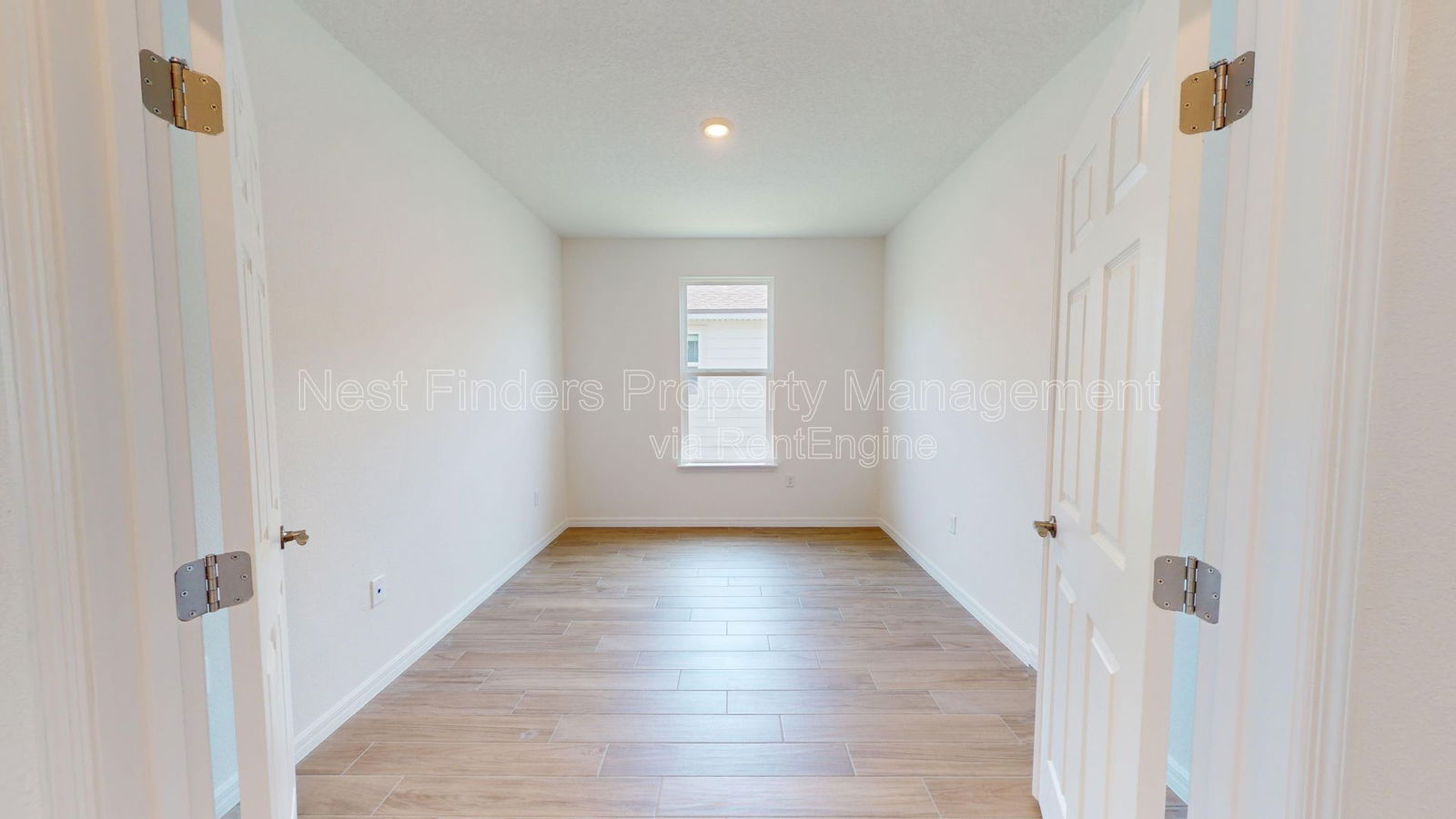 Gallery Image 16