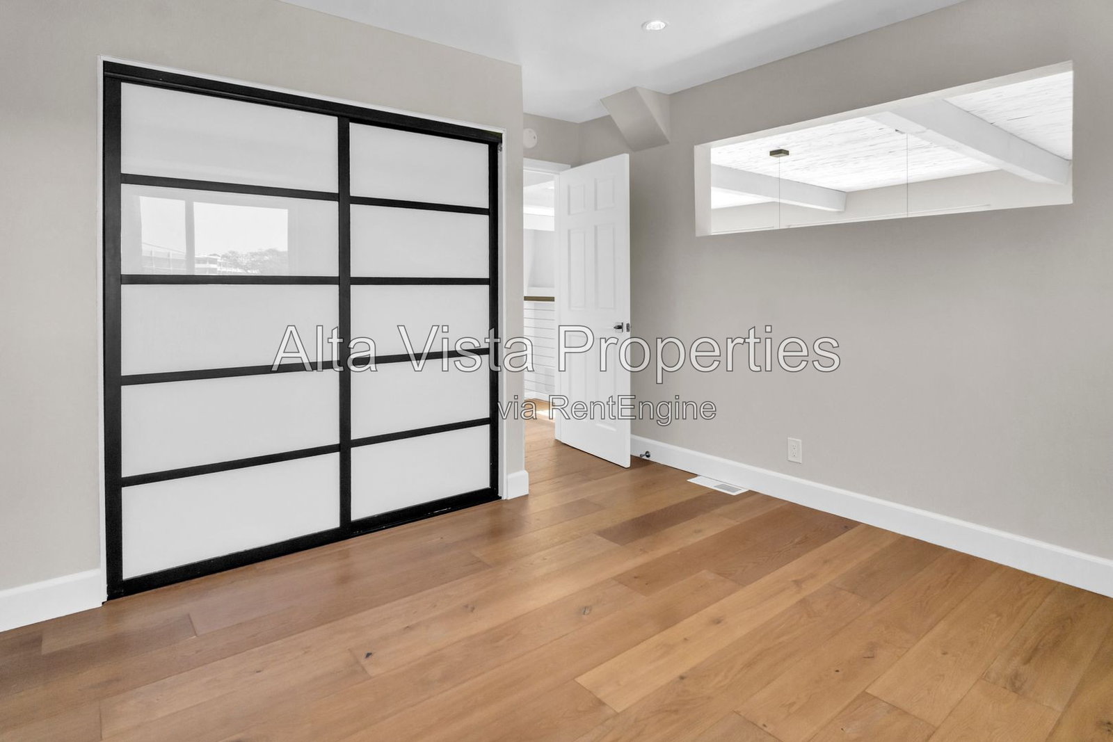 Gallery Image 53