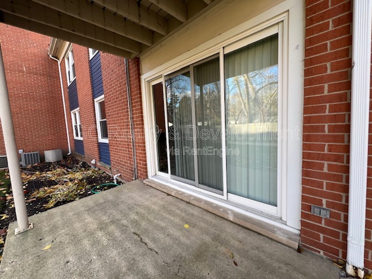 Gallery Image 15