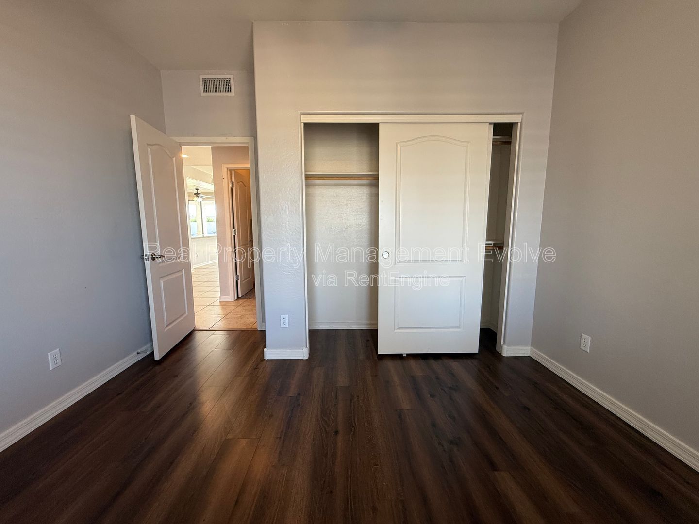Gallery Image 20