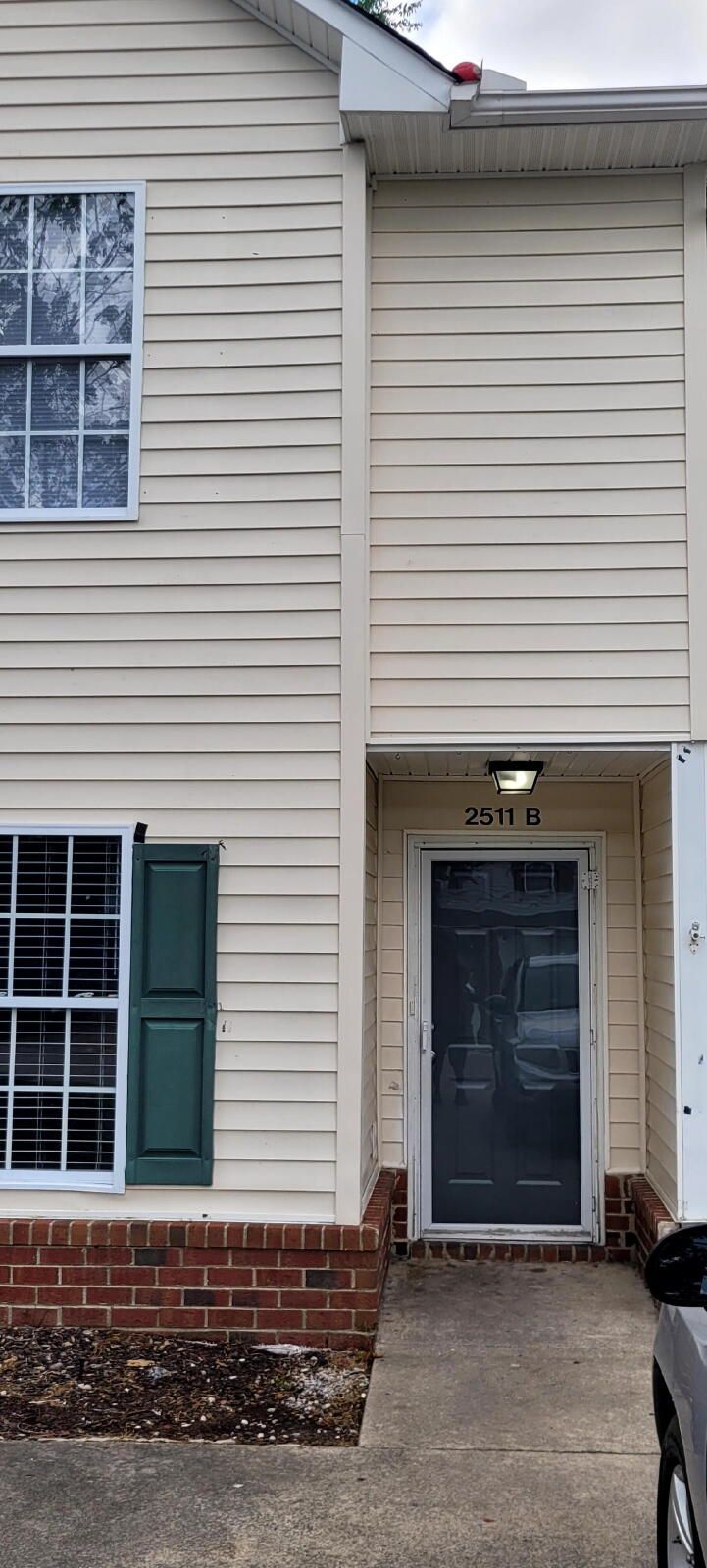 Gallery Image 0