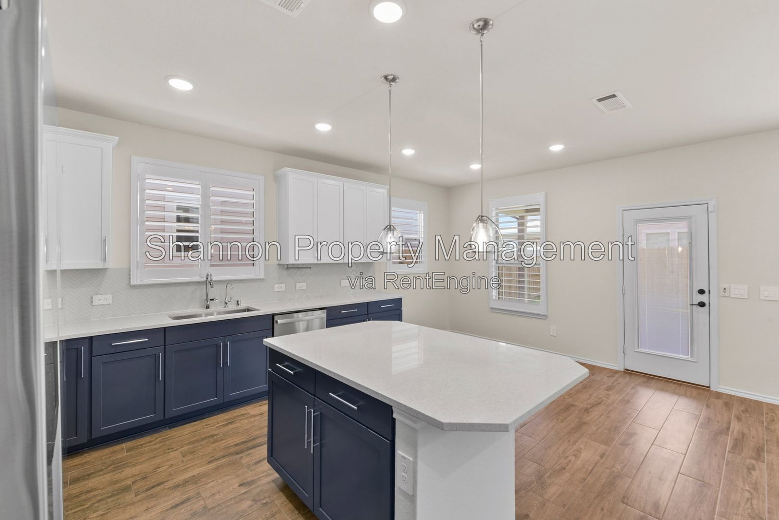 Gallery Image 13