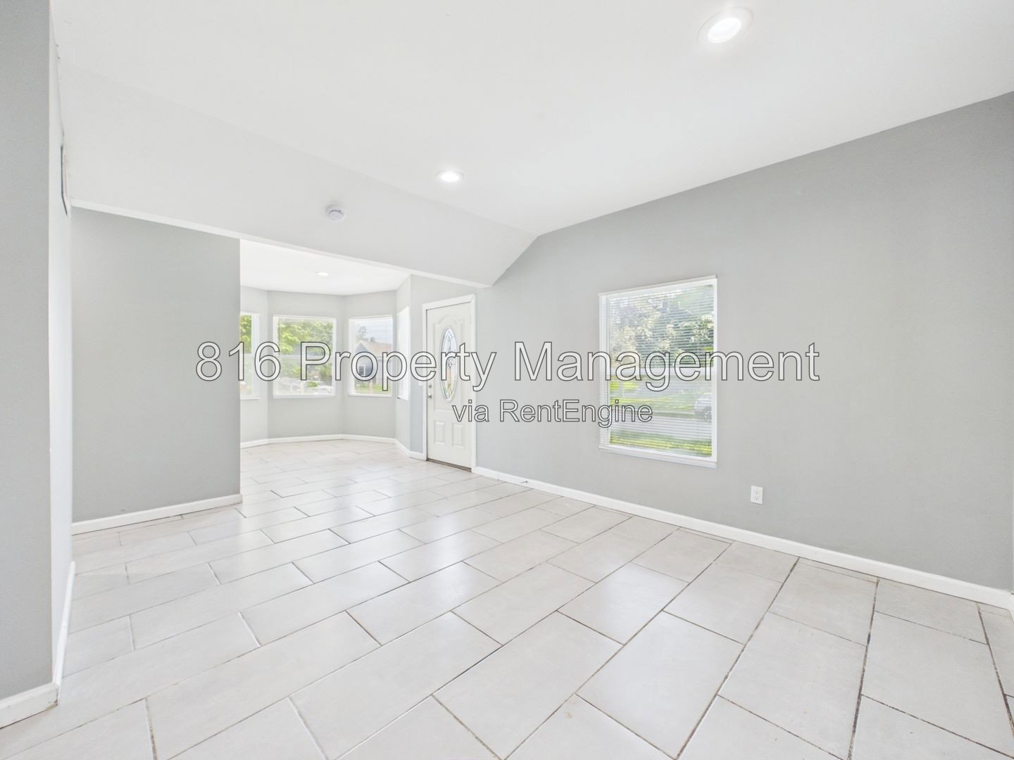Gallery Image 0