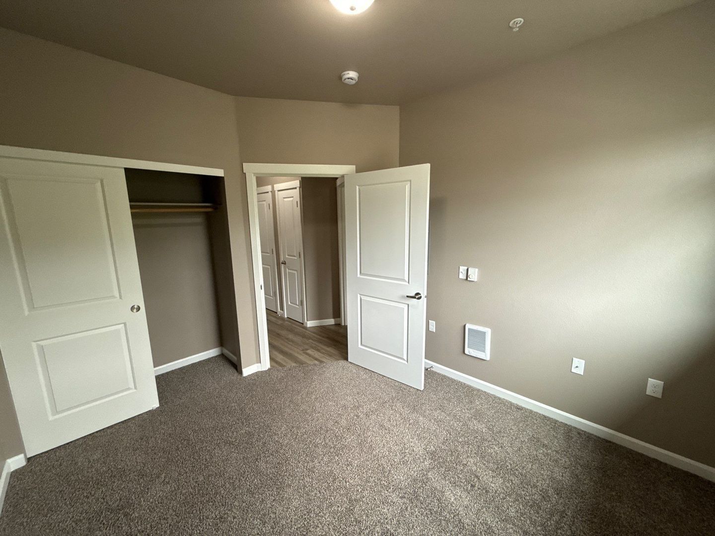Gallery Image 16