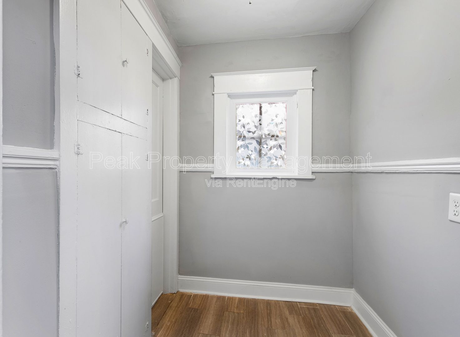 Gallery Image 13
