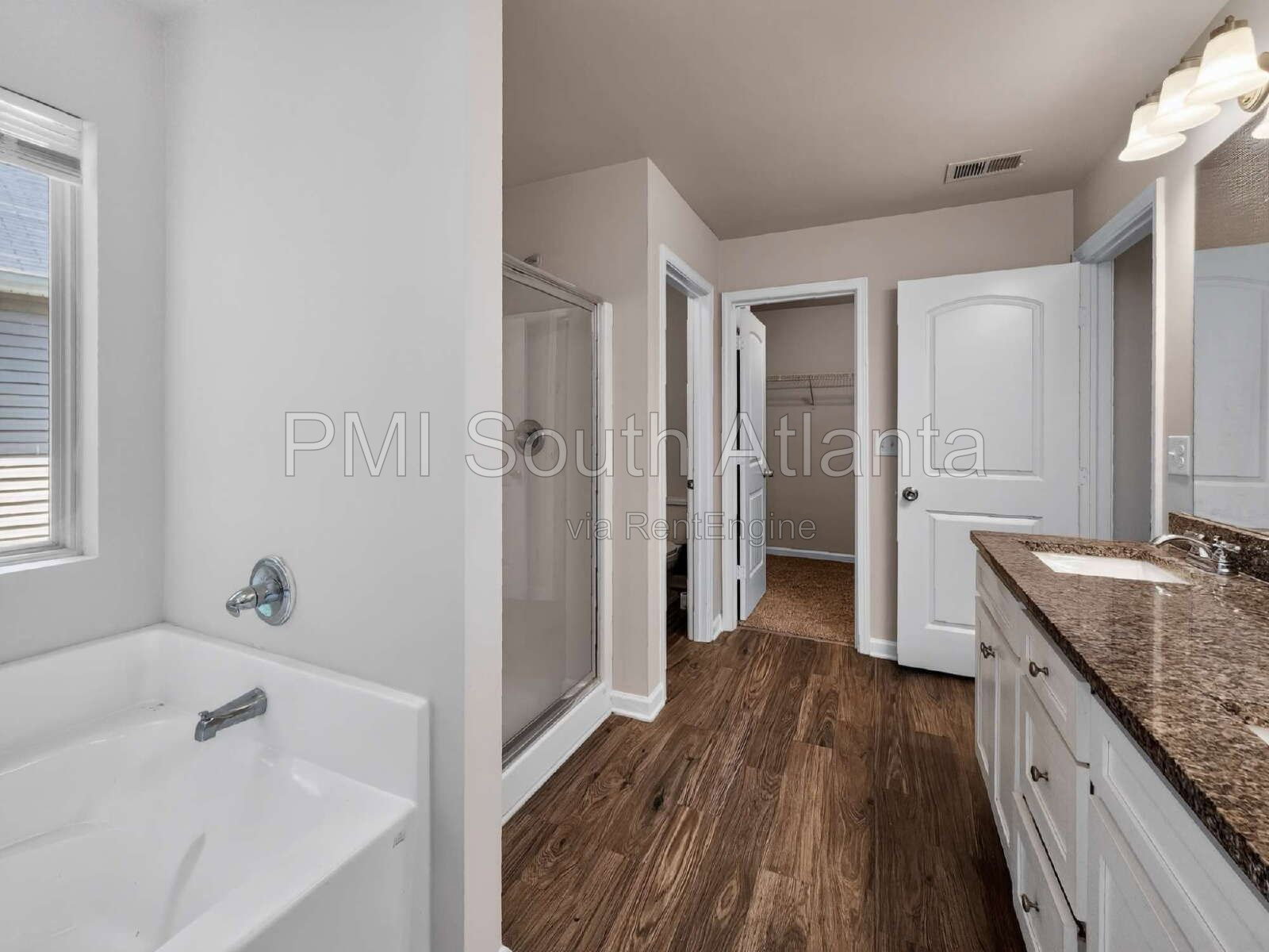 Gallery Image 36