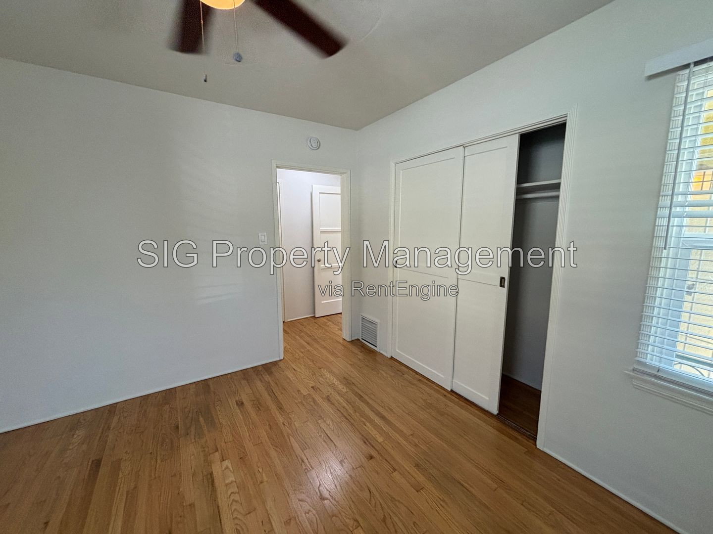 Gallery Image 17