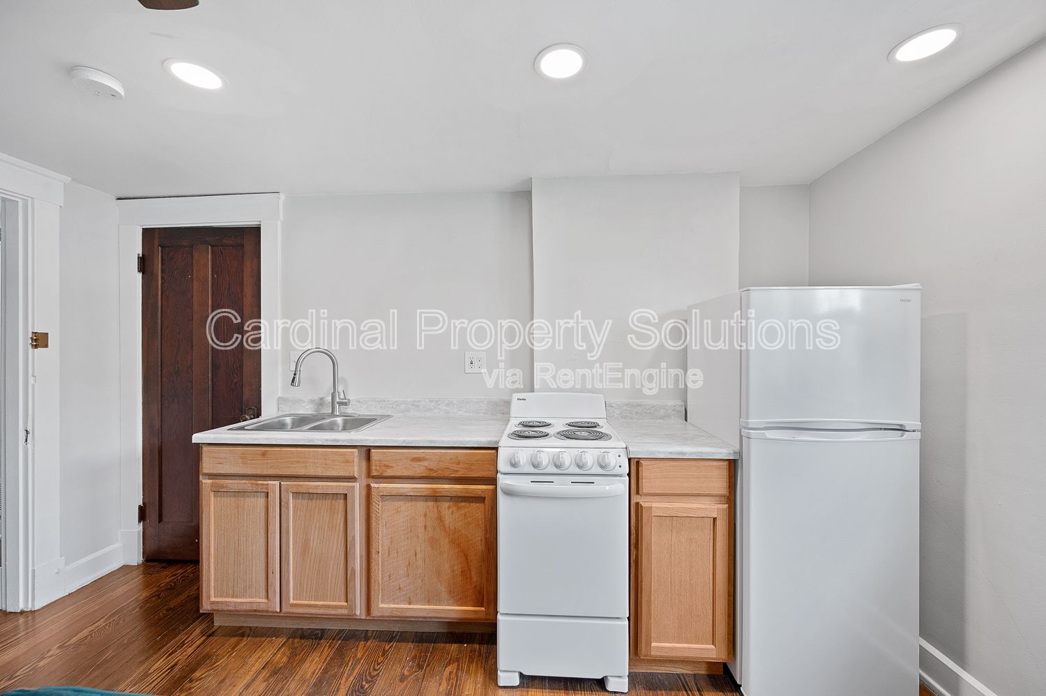 Gallery Image 0