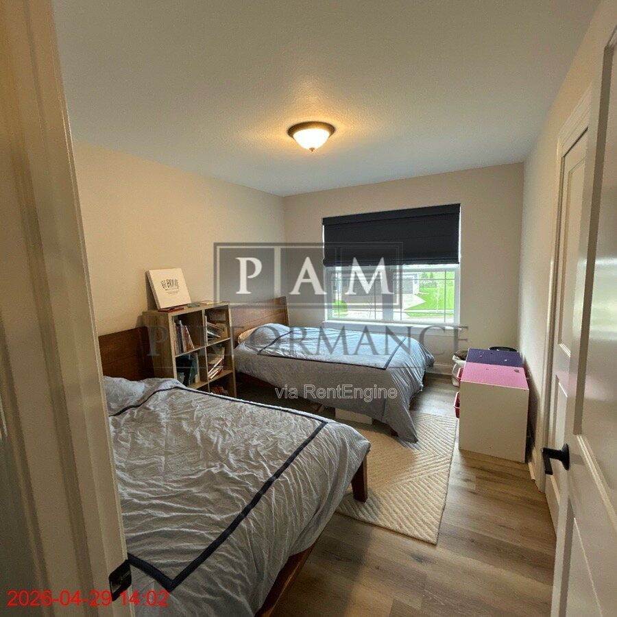 Gallery Image 26