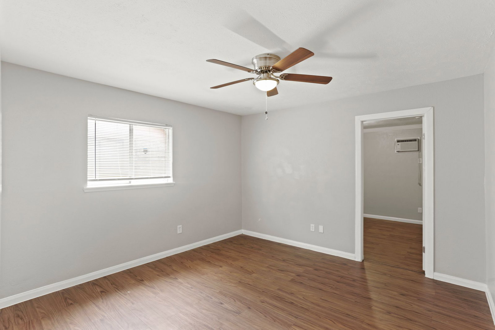 Gallery Image 17