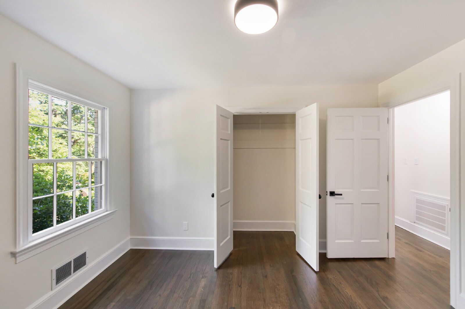 Gallery Image 19