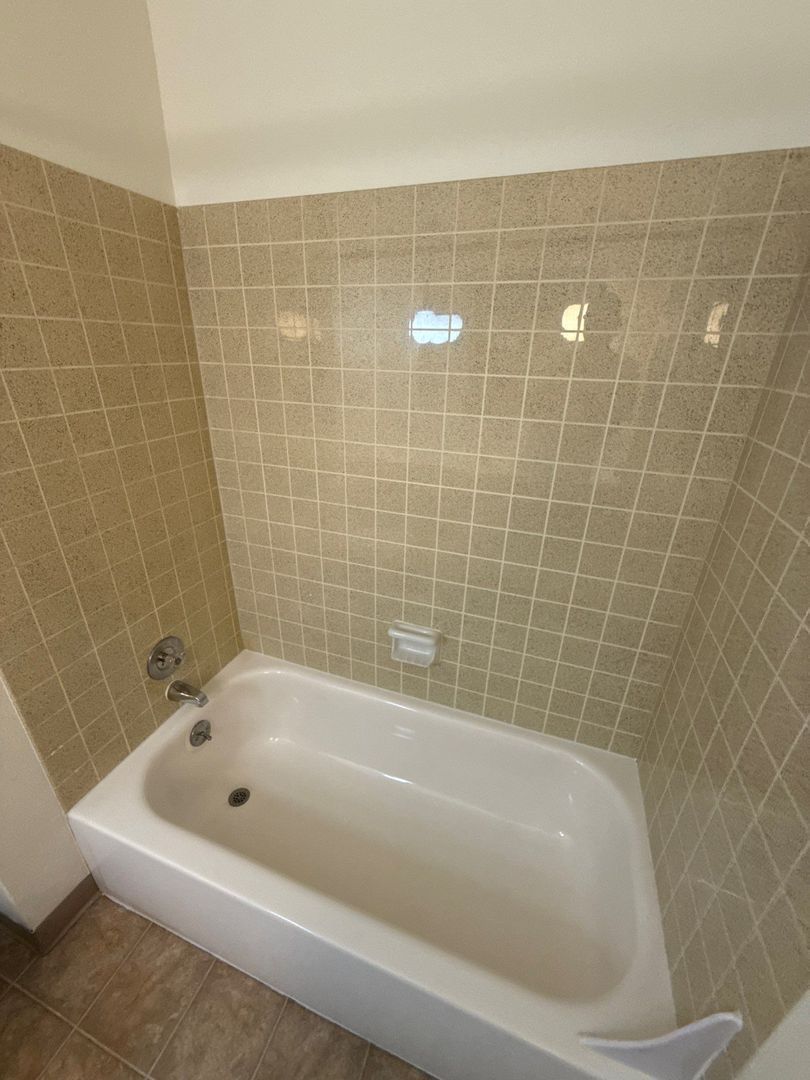 Gallery Image 18