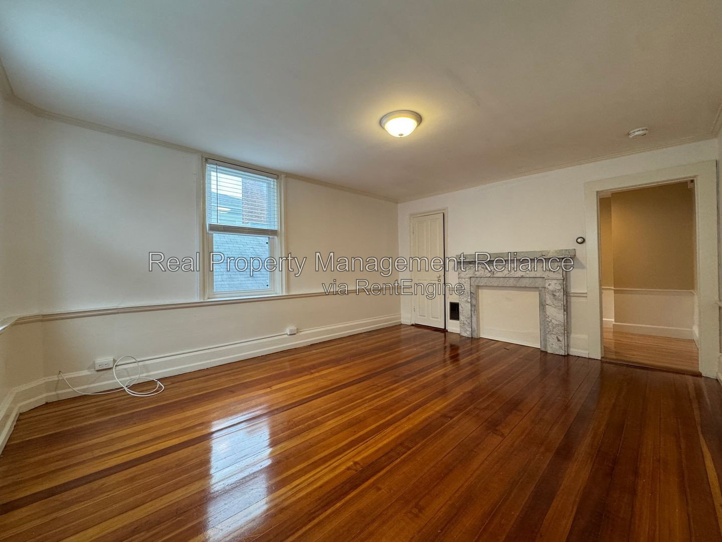 Gallery Image 0
