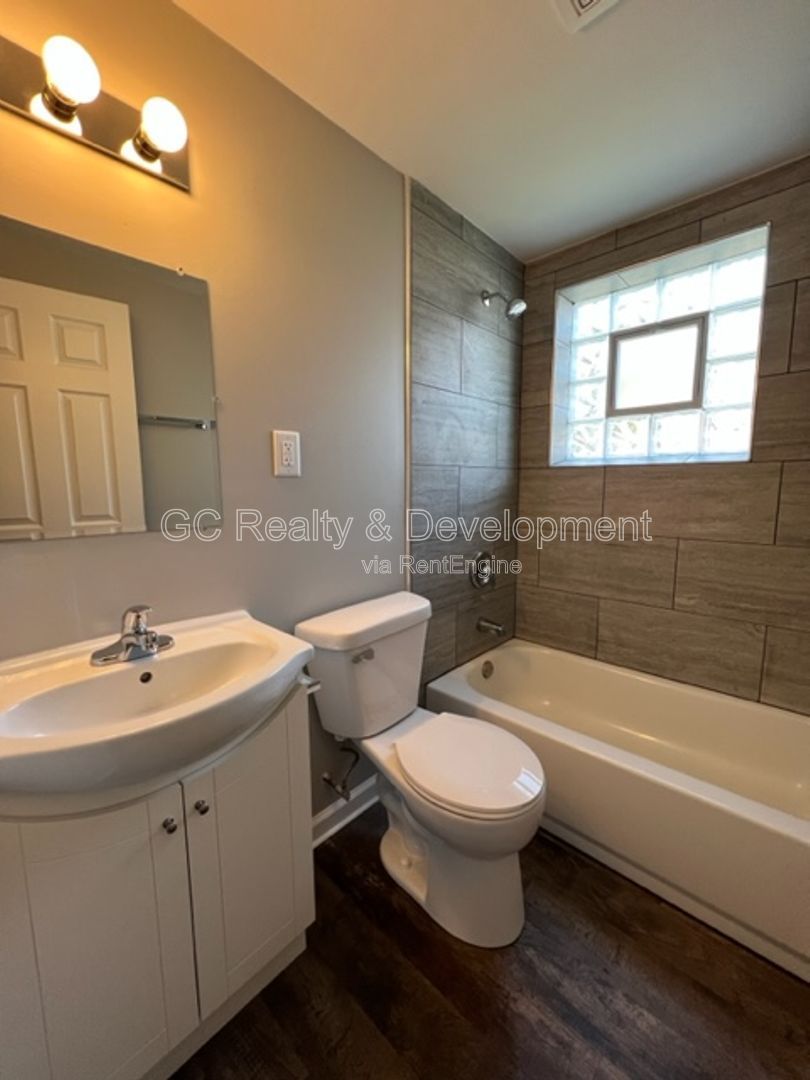 Gallery Image 12