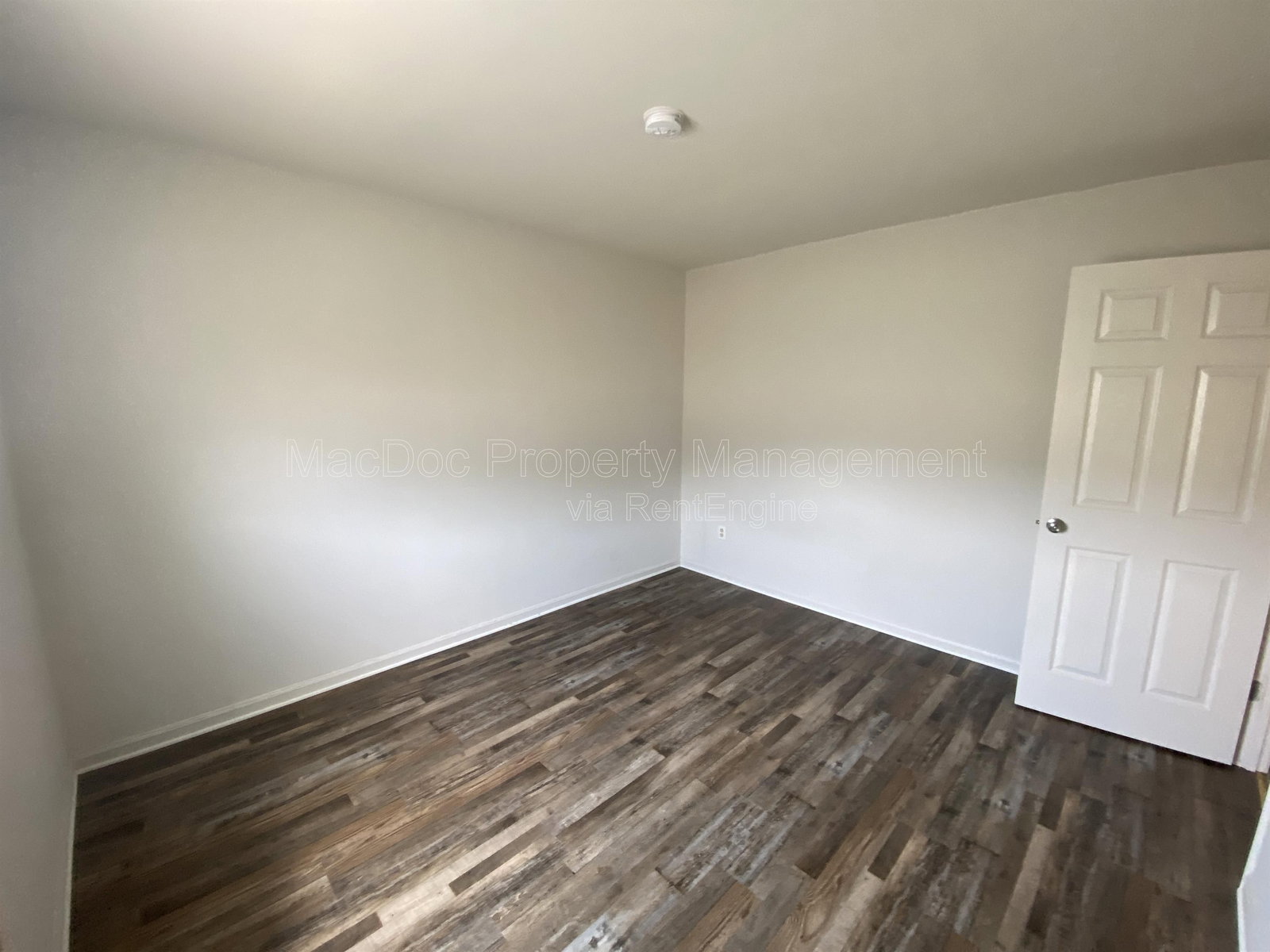 Gallery Image 16