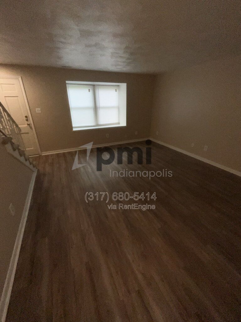 Gallery Image 32