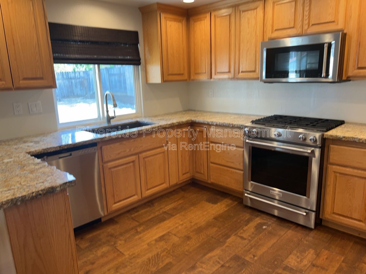 Gallery Image 15