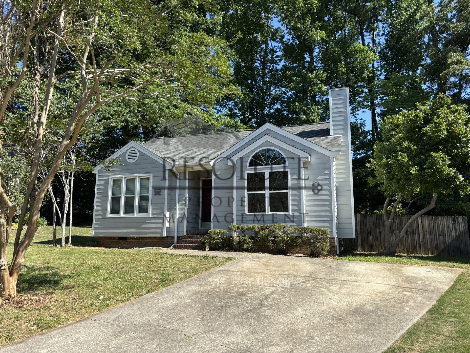 Gallery Image 0