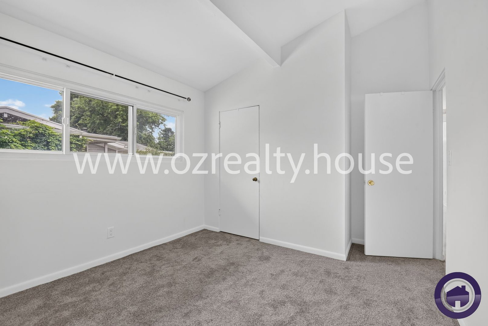Gallery Image 16