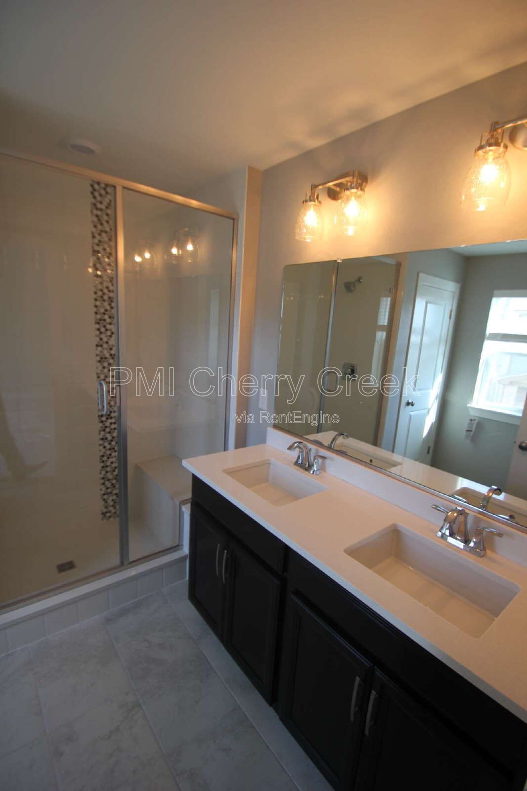 Gallery Image 32