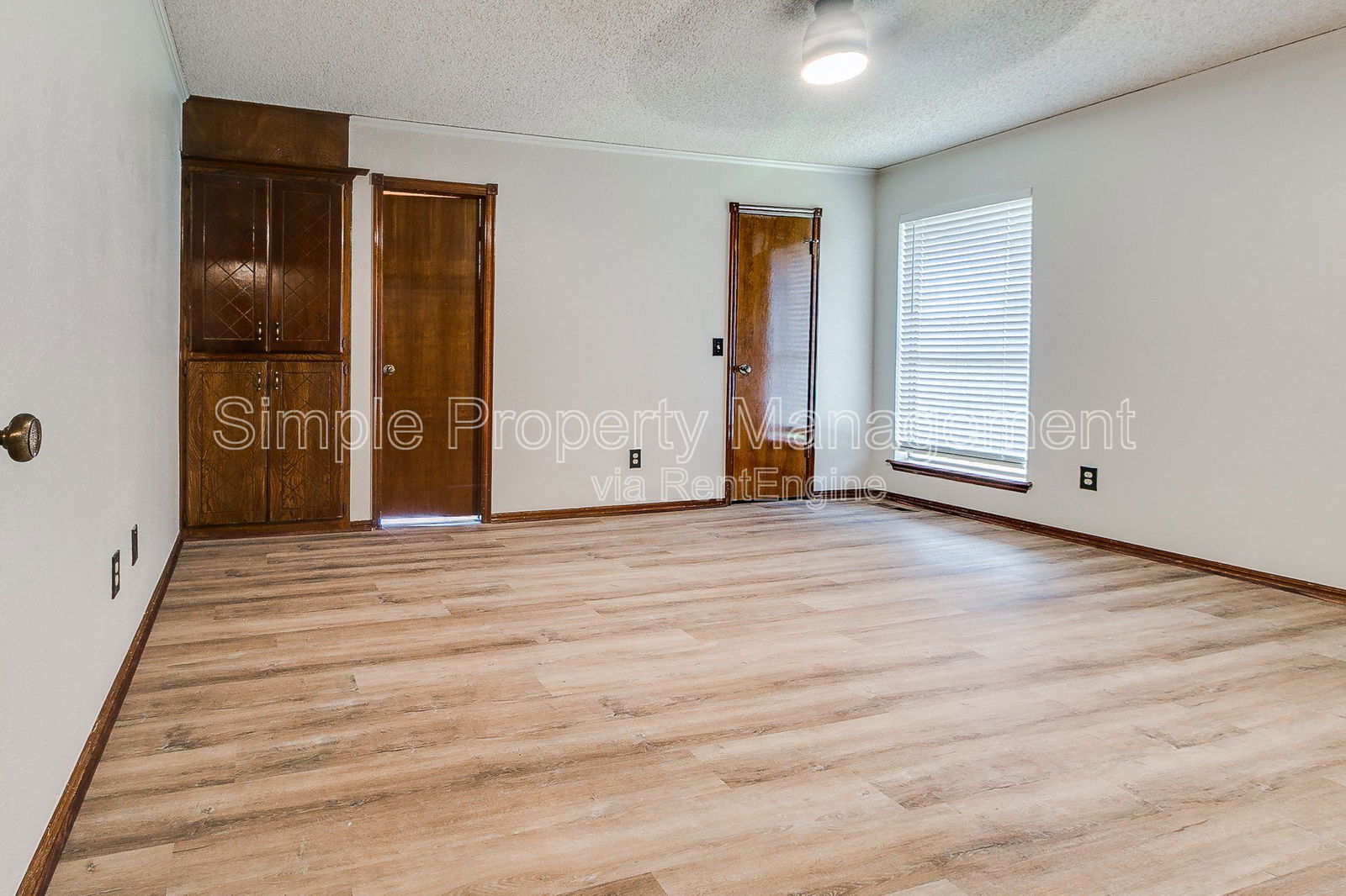 Gallery Image 32