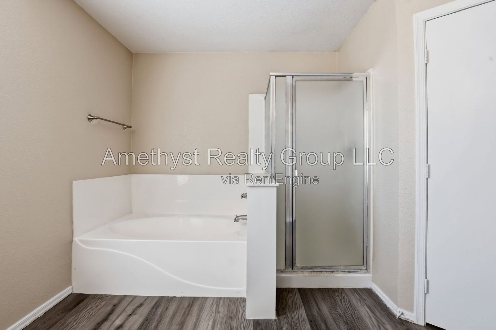 Gallery Image 32