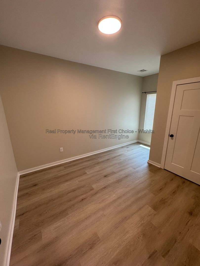 Gallery Image 17